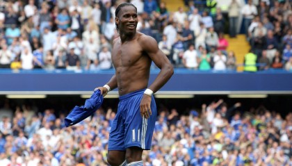 开云平台-霍勒迪独舞撕裂北境防线，当黄蜂的蛰刺穿透猛龙铠甲