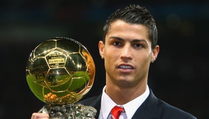 开云体育下载-奥运周期关键战之夜，弗拉霍维奇成为胜负手，个体光芒如何照亮集体征途？